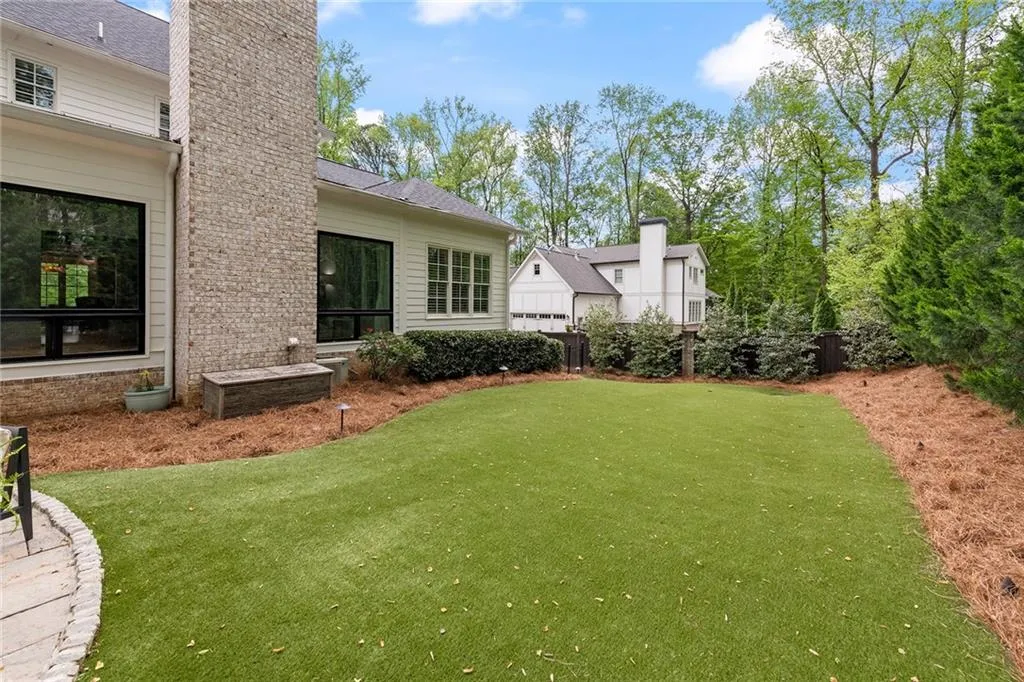 723 Glenairy Court, Sandy Springs, Georgia 30328, 5 Bedrooms Bedrooms, ,5 BathroomsBathrooms,Residential,Sold,723 Glenairy Court,7203162
