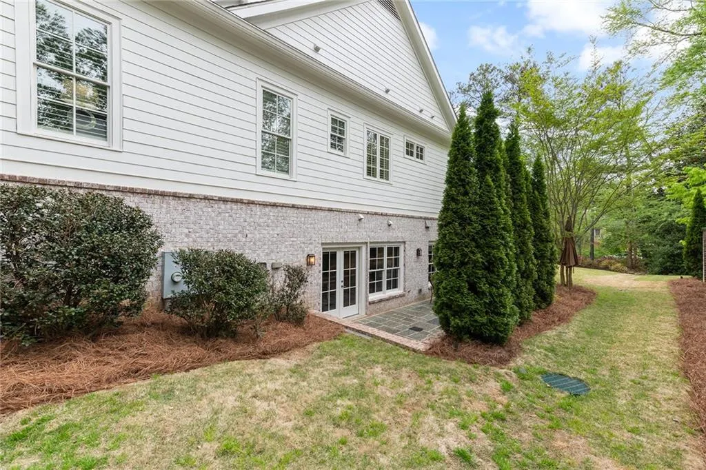 723 Glenairy Court, Sandy Springs, Georgia 30328, 5 Bedrooms Bedrooms, ,5 BathroomsBathrooms,Residential,Sold,723 Glenairy Court,7203162