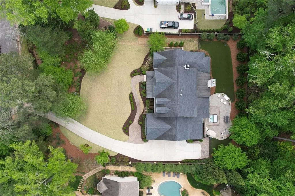 723 Glenairy Court, Sandy Springs, Georgia 30328, 5 Bedrooms Bedrooms, ,5 BathroomsBathrooms,Residential,Sold,723 Glenairy Court,7203162