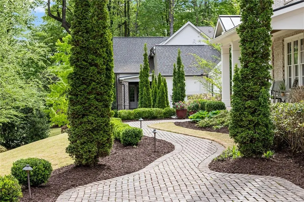 723 Glenairy Court, Sandy Springs, Georgia 30328, 5 Bedrooms Bedrooms, ,5 BathroomsBathrooms,Residential,Sold,723 Glenairy Court,7203162
