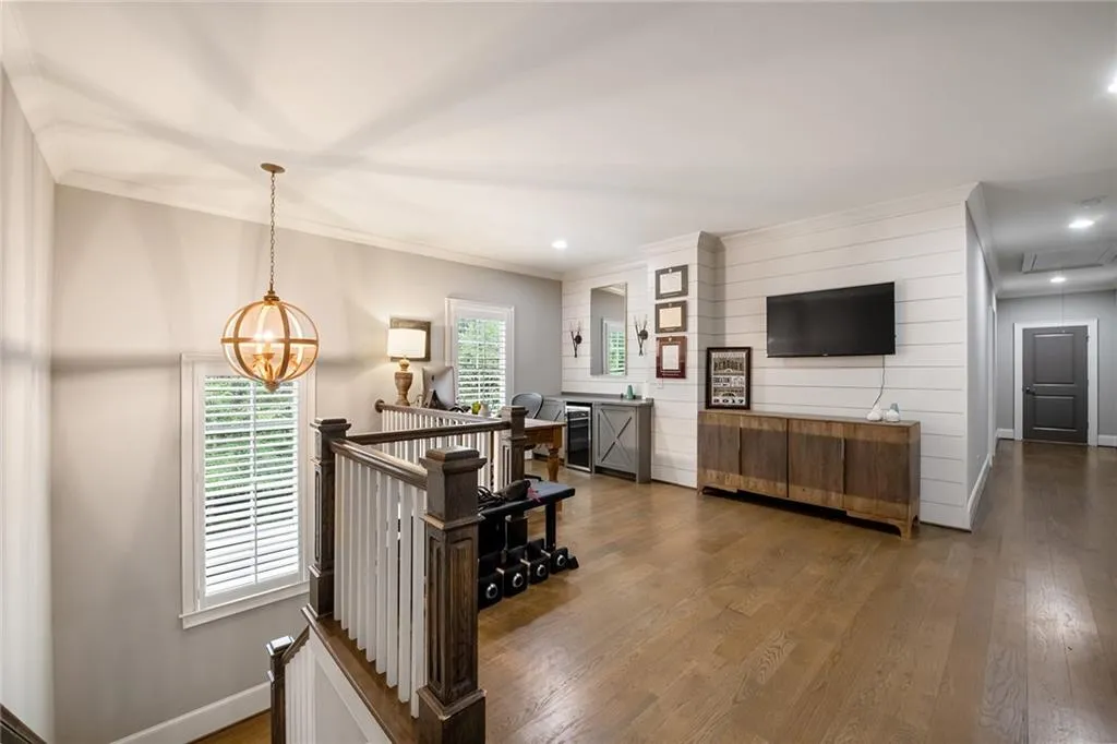 723 Glenairy Court, Sandy Springs, Georgia 30328, 5 Bedrooms Bedrooms, ,5 BathroomsBathrooms,Residential,Sold,723 Glenairy Court,7203162