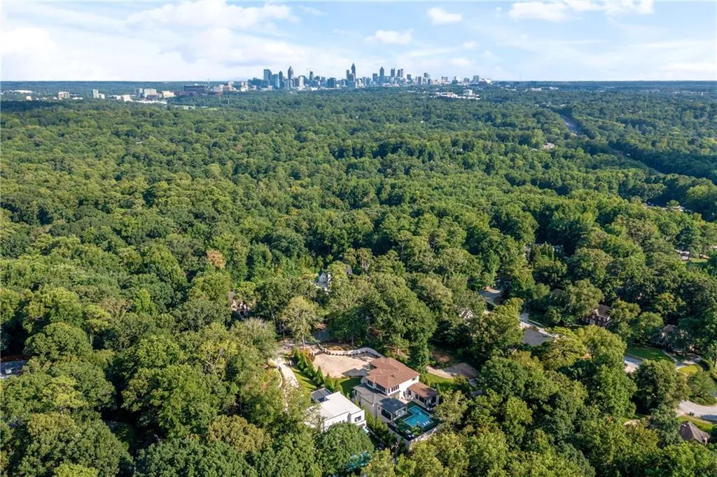 1105 Moores Mill Road, Atlanta, Georgia 30327, 5 Bedrooms Bedrooms, 0 ,5 BathroomsBathrooms,Residential,For Sale,1105 Moores Mill Road,7816884
