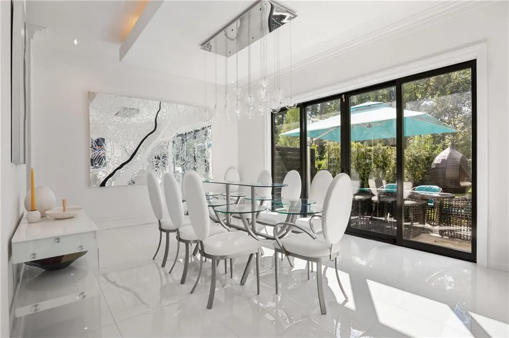 1105 Moores Mill Road, Atlanta, Georgia 30327, 5 Bedrooms Bedrooms, 0 ,5 BathroomsBathrooms,Residential,For Sale,1105 Moores Mill Road,7816884