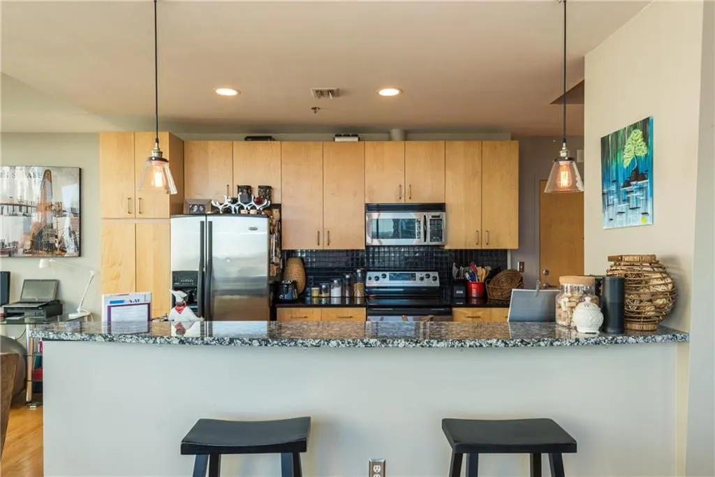 943 Peachtree Street Ne Unit 1219, Atlanta, Georgia 30309, 1 Bedroom Bedrooms, ,1 BathroomBathrooms,Residential,Sold,943 Peachtree Street Ne Unit 1219,5971781