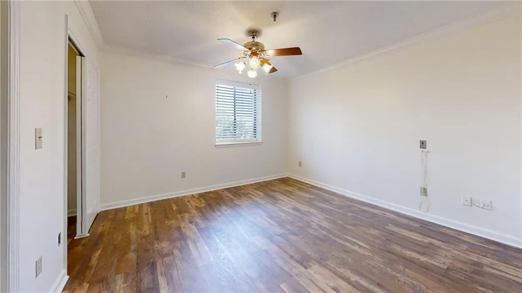 300 Johnson Ferry Road Ne Unit A512, Sandy Springs, Georgia 30328, 1 Bedroom Bedrooms, ,1 BathroomBathrooms,Residential,Sold,300 Johnson Ferry Road Ne Unit A512,7108852