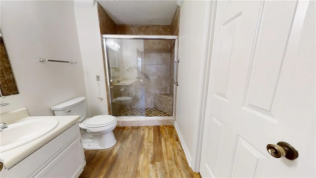 300 Johnson Ferry Road Ne Unit A512, Sandy Springs, Georgia 30328, 1 Bedroom Bedrooms, ,1 BathroomBathrooms,Residential,Sold,300 Johnson Ferry Road Ne Unit A512,7108852