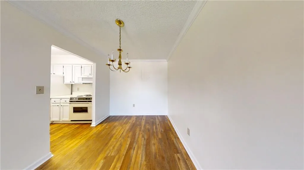 300 Johnson Ferry Road Ne Unit A512, Sandy Springs, Georgia 30328, 1 Bedroom Bedrooms, ,1 BathroomBathrooms,Residential,Sold,300 Johnson Ferry Road Ne Unit A512,7108852