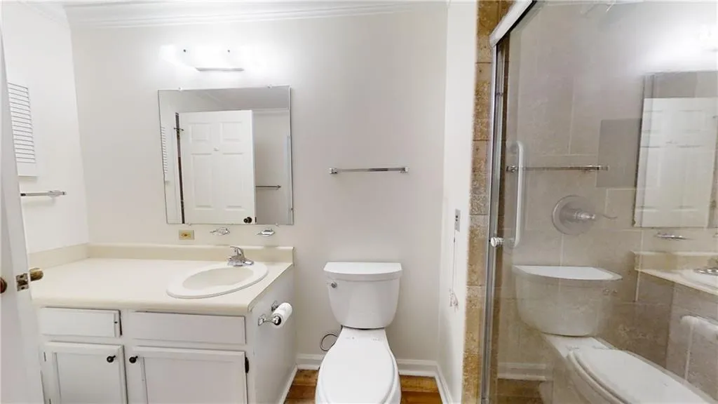300 Johnson Ferry Road Ne Unit A512, Sandy Springs, Georgia 30328, 1 Bedroom Bedrooms, ,1 BathroomBathrooms,Residential,Sold,300 Johnson Ferry Road Ne Unit A512,7108852