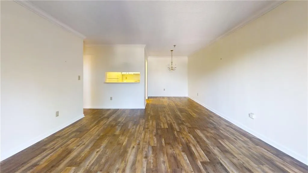 300 Johnson Ferry Road Ne Unit A512, Sandy Springs, Georgia 30328, 1 Bedroom Bedrooms, ,1 BathroomBathrooms,Residential,Sold,300 Johnson Ferry Road Ne Unit A512,7108852