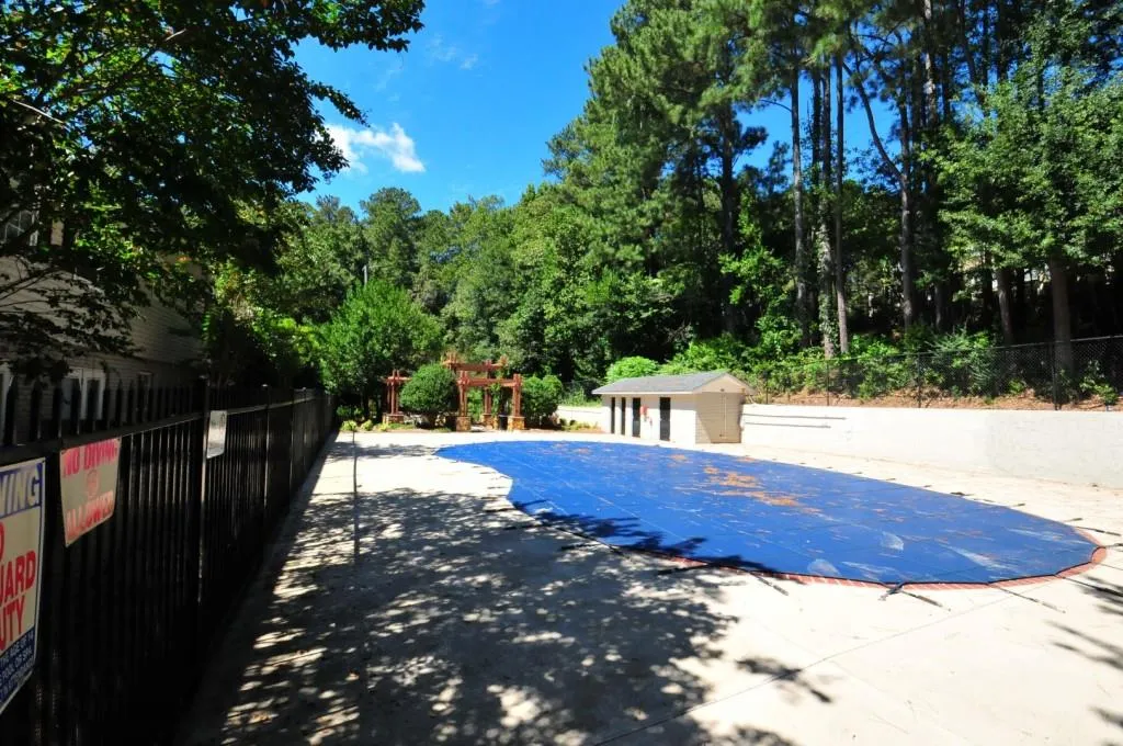 6940 Roswell Road Unit 23a, Sandy Springs, Georgia 30328, 2 Bedrooms Bedrooms, ,1 BathroomBathrooms,Residential,Sold,6940 Roswell Road Unit 23a,6074370