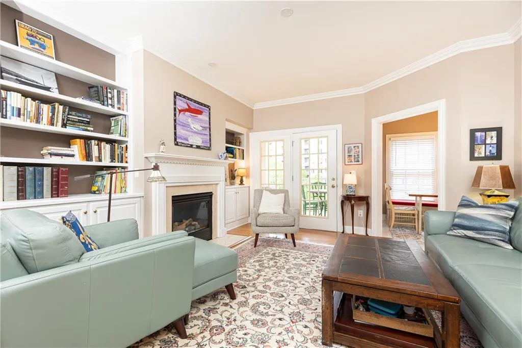 211 Colonial Homes Drive Nw Unit 2508, Atlanta, Georgia 30309, 2 Bedrooms Bedrooms, ,2 BathroomsBathrooms,Residential,For Sale,211 Colonial Homes Drive Nw Unit 2508,7566839