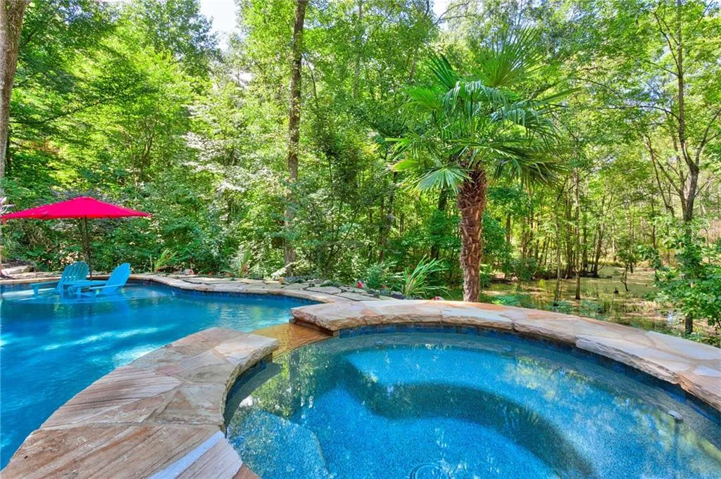 7750 Janann Way, Sandy Springs, Georgia 30350, 6 Bedrooms Bedrooms, ,4 BathroomsBathrooms,Residential,Sold,7750 Janann Way,6673279