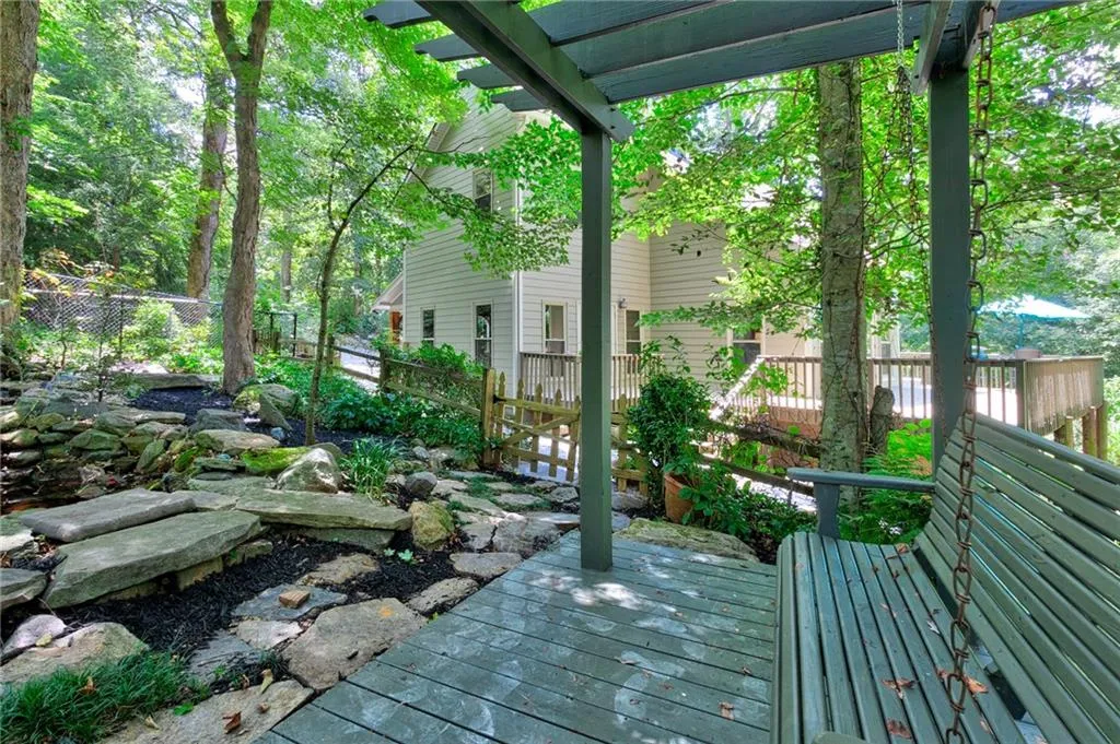 7750 Janann Way, Sandy Springs, Georgia 30350, 6 Bedrooms Bedrooms, ,4 BathroomsBathrooms,Residential,Sold,7750 Janann Way,6673279