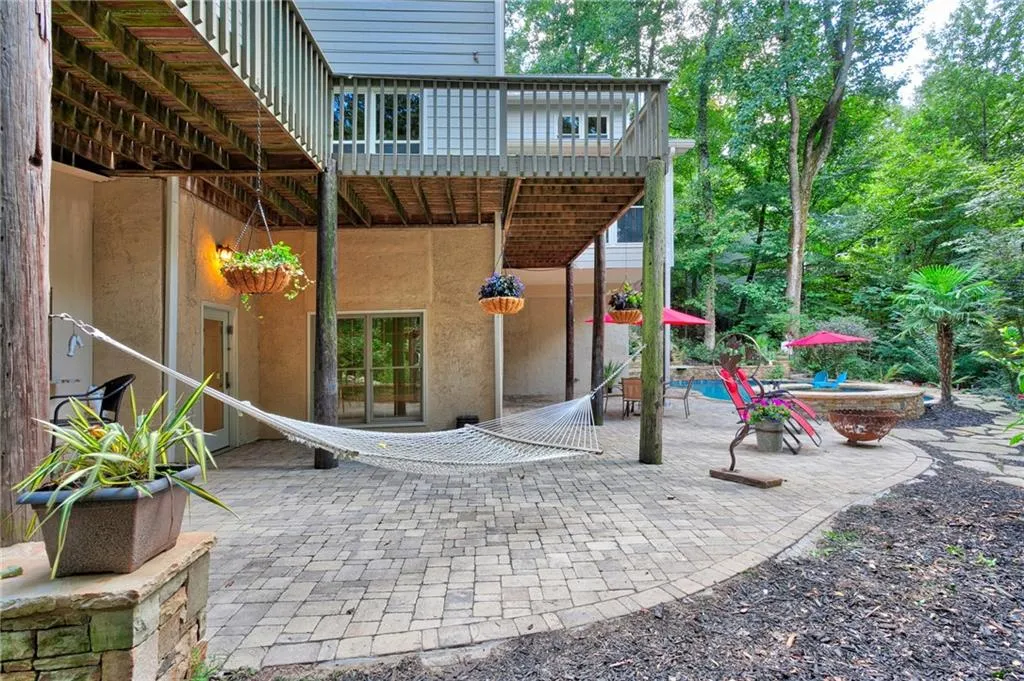 7750 Janann Way, Sandy Springs, Georgia 30350, 6 Bedrooms Bedrooms, ,4 BathroomsBathrooms,Residential,Sold,7750 Janann Way,6673279