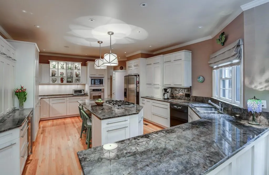 140 Bayvale Court, Sandy Springs, Georgia 30328, 5 Bedrooms Bedrooms, ,5 BathroomsBathrooms,Residential,Sold,140 Bayvale Court,5966056