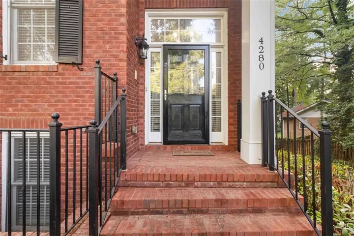 4280 Kingston Gate Cove, Atlanta, Georgia 30341