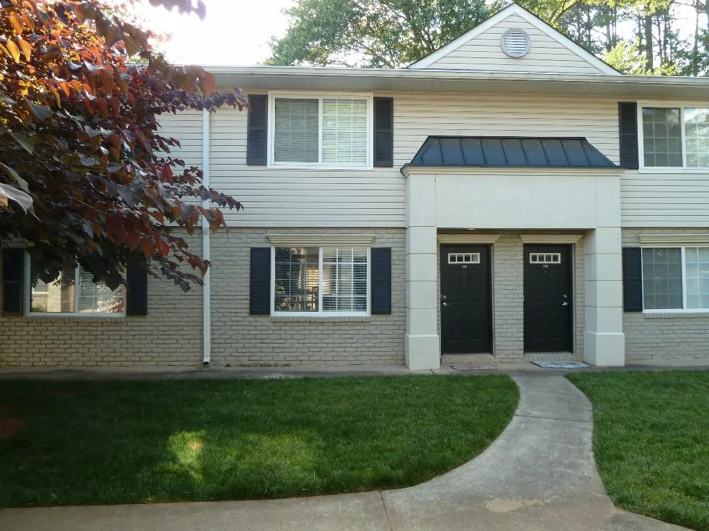 6940 Roswell Road Unit 17-c, Atlanta, Georgia 30328, 2 Bedrooms Bedrooms, ,1 BathroomBathrooms,Residential,Sold,6940 Roswell Road Unit 17-c,5543049