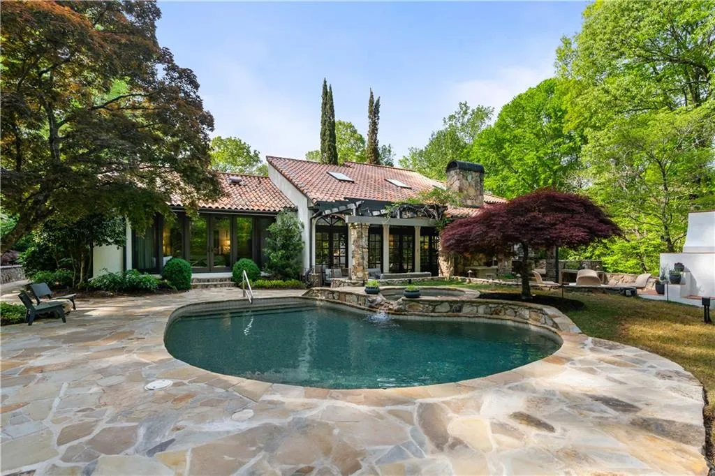 5865 Winterthur Drive Nw, Sandy Springs, Georgia 30328, 4 Bedrooms Bedrooms, ,3 BathroomsBathrooms,Residential,Sold,5865 Winterthur Drive Nw,7369936