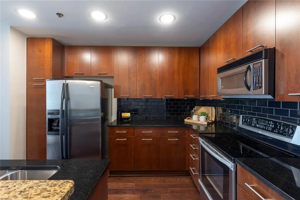 3324 Peachtree Road Ne Unit 2611, Atlanta, Georgia 30326, 1 Bedroom Bedrooms, 0 ,1 BathroomBathrooms,Residential,For Sale,3324 Peachtree Road Ne Unit 2611,7739967
