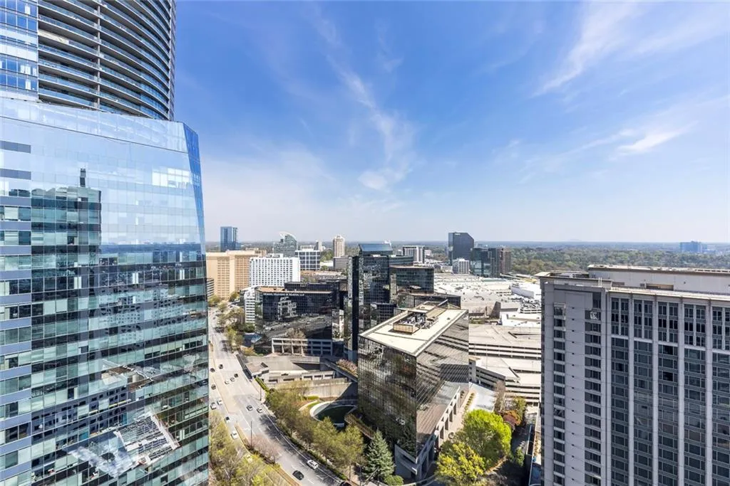 3324 Peachtree Road Ne Unit 2611, Atlanta, Georgia 30326, 1 Bedroom Bedrooms, ,1 BathroomBathrooms,Residential,For Sale,3324 Peachtree Road Ne Unit 2611,7739967