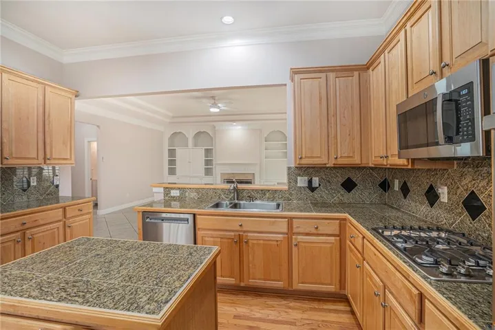 1170