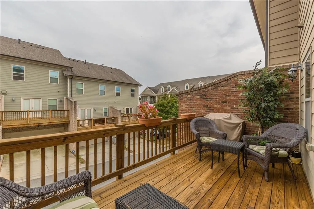 7305 Glisten Avenue, Atlanta, Georgia 30328, 3 Bedrooms Bedrooms, ,3 BathroomsBathrooms,Residential,Sold,7305 Glisten Avenue,6792196