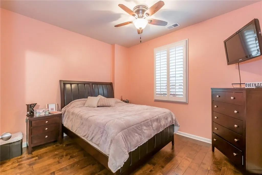 7305 Glisten Avenue, Atlanta, Georgia 30328, 3 Bedrooms Bedrooms, ,3 BathroomsBathrooms,Residential,Sold,7305 Glisten Avenue,6792196