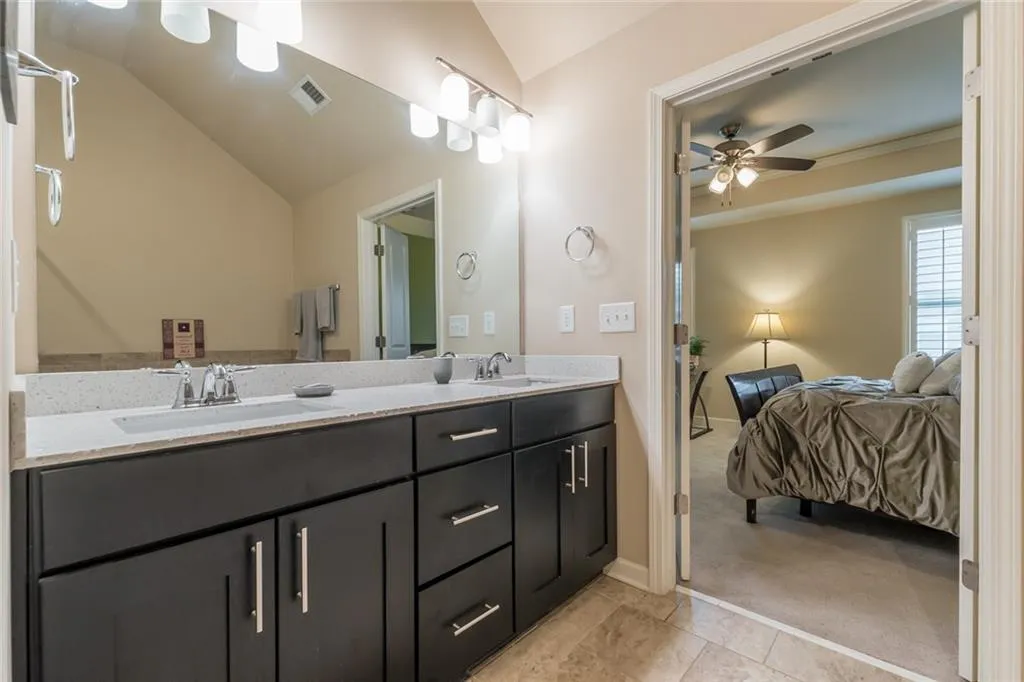 7305 Glisten Avenue, Atlanta, Georgia 30328, 3 Bedrooms Bedrooms, ,3 BathroomsBathrooms,Residential,Sold,7305 Glisten Avenue,6792196