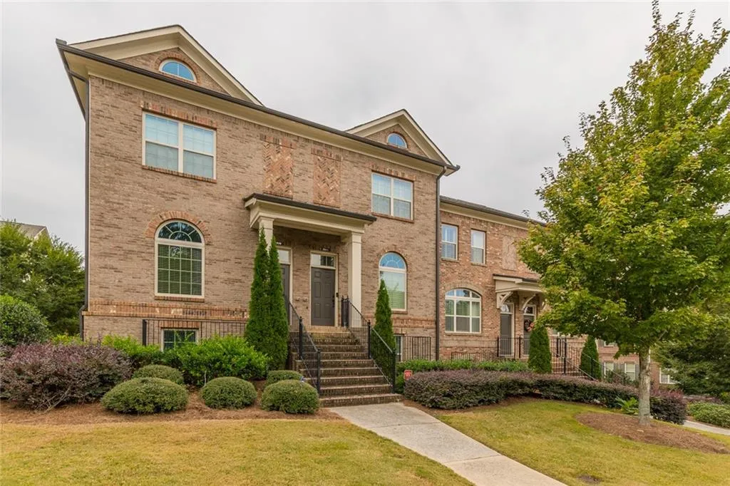 7305 Glisten Avenue, Atlanta, Georgia 30328, 3 Bedrooms Bedrooms, ,3 BathroomsBathrooms,Residential,Sold,7305 Glisten Avenue,6792196