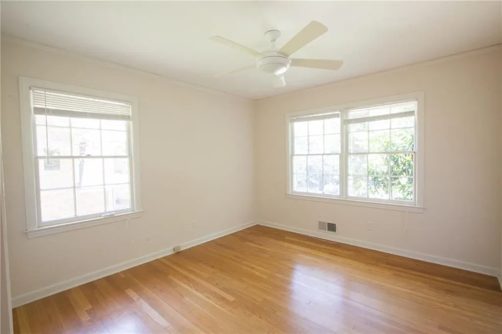 586 Lorell Ter, Atlanta, Georgia 30328, 3 Bedrooms Bedrooms, ,2 BathroomsBathrooms,Residential,Sold,586 Lorell Ter,5597063