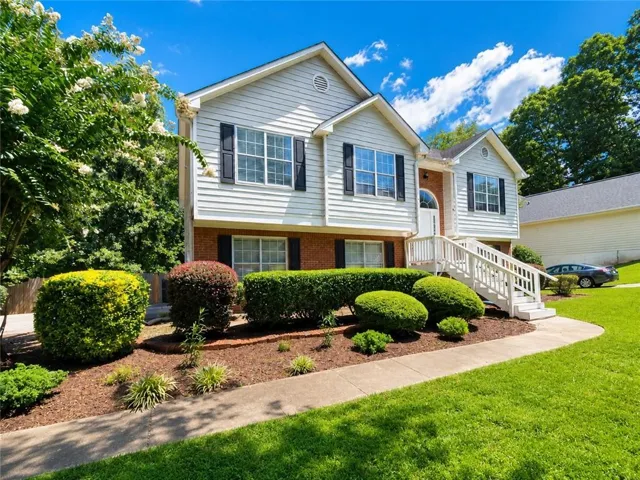 2095 Oakpointe Court, Buford, Georgia 30519