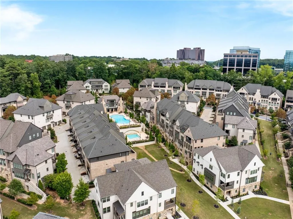 Birds eye view of property