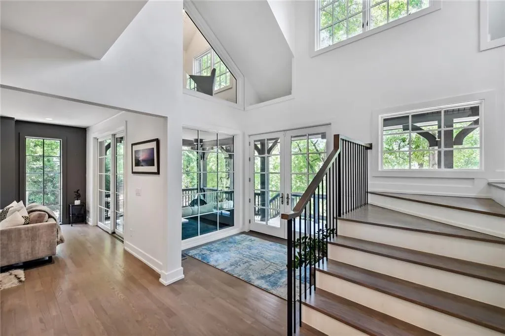 6305 River Chase Circle, Sandy Springs, Georgia 30328, 4 Bedrooms Bedrooms, ,5 BathroomsBathrooms,Residential,Sold,6305 River Chase Circle,7046267