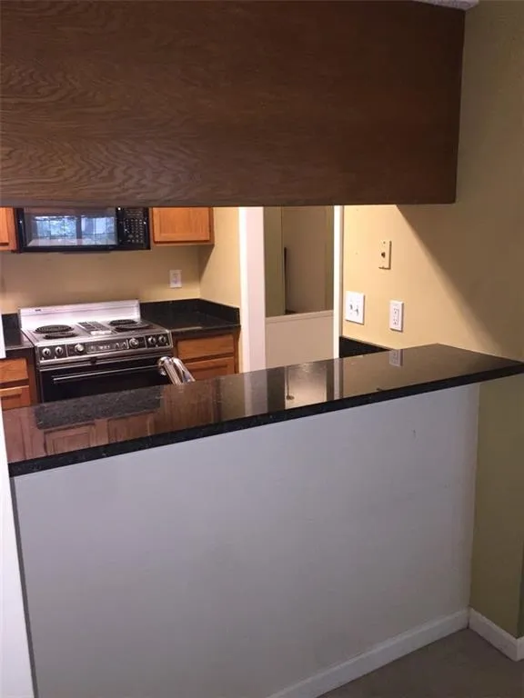 514 Barrington Hills Drive Unit 0, Sandy Springs, Georgia 30350, 2 Bedrooms Bedrooms, ,2 BathroomsBathrooms,Residential,Sold,514 Barrington Hills Drive Unit 0,5849462