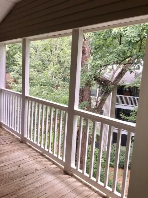 514 Barrington Hills Drive Unit 0, Sandy Springs, Georgia 30350, 2 Bedrooms Bedrooms, ,2 BathroomsBathrooms,Residential,Sold,514 Barrington Hills Drive Unit 0,5849462