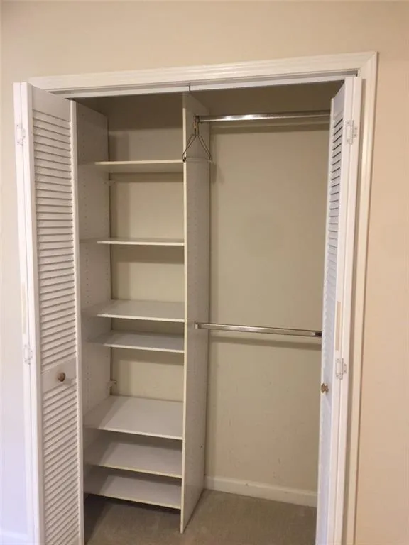 514 Barrington Hills Drive Unit 0, Sandy Springs, Georgia 30350, 2 Bedrooms Bedrooms, ,2 BathroomsBathrooms,Residential,Sold,514 Barrington Hills Drive Unit 0,5849462