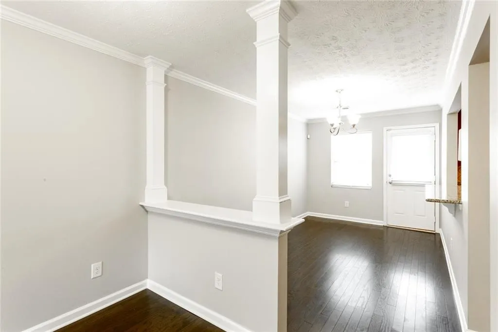 125 N River Drive Unit B, Sandy Springs, Georgia 30350, 2 Bedrooms Bedrooms, ,2 BathroomsBathrooms,Residential,Sold,125 N River Drive Unit B,6103394