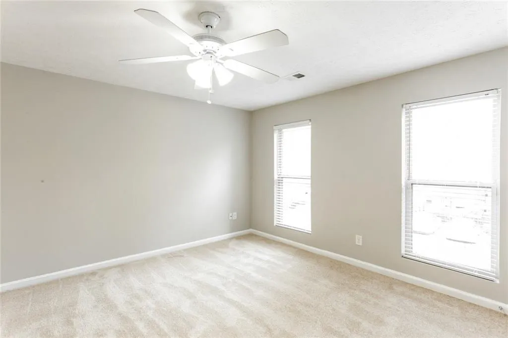 125 N River Drive Unit B, Sandy Springs, Georgia 30350, 2 Bedrooms Bedrooms, ,2 BathroomsBathrooms,Residential,Sold,125 N River Drive Unit B,6103394