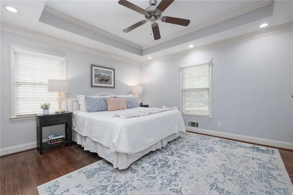 890 Edgewater Trail, Sandy Springs, Georgia 30328, 4 Bedrooms Bedrooms, ,3 BathroomsBathrooms,Residential,Sold,890 Edgewater Trail,7044438