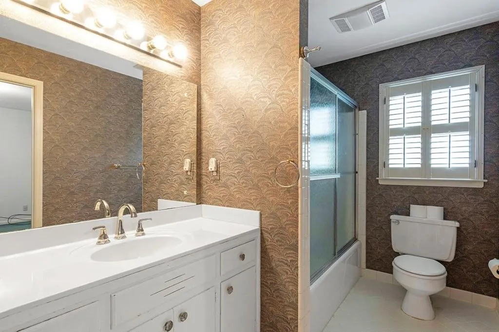 24 Brandon Ridge Drive, Sandy Springs, Georgia 30328, 4 Bedrooms Bedrooms, ,2 BathroomsBathrooms,Residential,Sold,24 Brandon Ridge Drive,7024082