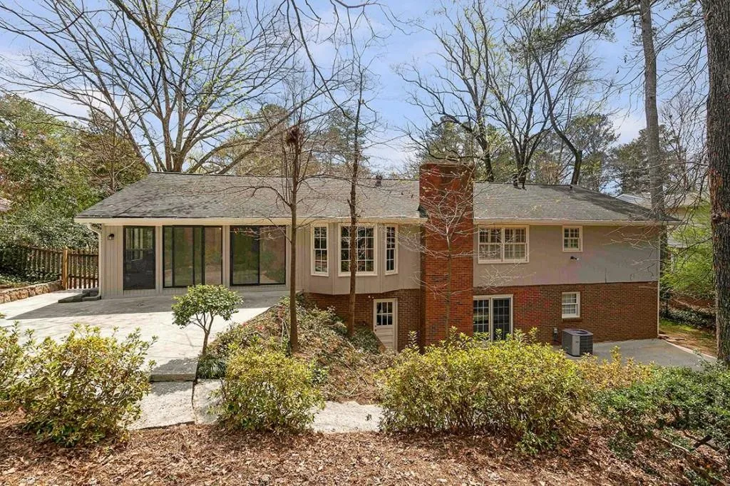 24 Brandon Ridge Drive, Sandy Springs, Georgia 30328, 4 Bedrooms Bedrooms, ,2 BathroomsBathrooms,Residential,Sold,24 Brandon Ridge Drive,7024082