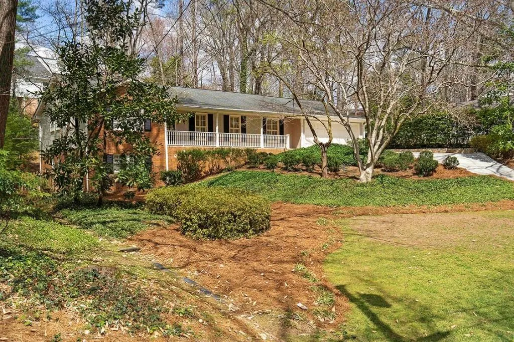 24 Brandon Ridge Drive, Sandy Springs, Georgia 30328, 4 Bedrooms Bedrooms, ,2 BathroomsBathrooms,Residential,Sold,24 Brandon Ridge Drive,7024082