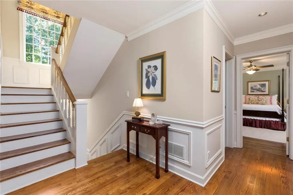 4770 Powers Ferry Road, Sandy Springs, Georgia 30327, 5 Bedrooms Bedrooms, ,4 BathroomsBathrooms,Residential,Sold,4770 Powers Ferry Road,5861163