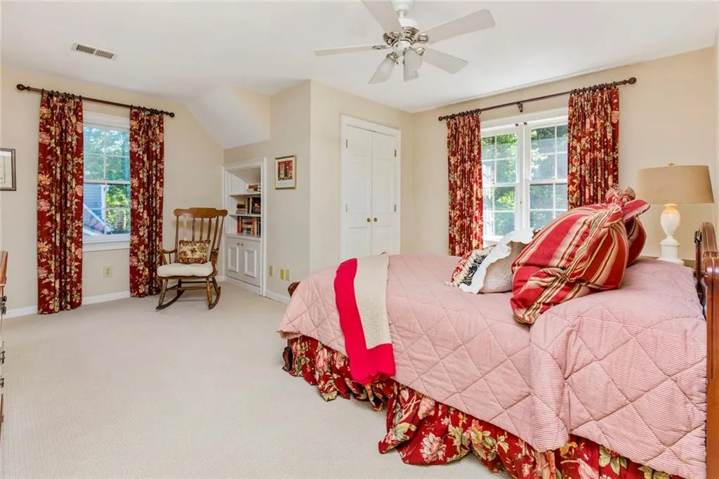 4770 Powers Ferry Road, Sandy Springs, Georgia 30327, 5 Bedrooms Bedrooms, ,4 BathroomsBathrooms,Residential,Sold,4770 Powers Ferry Road,5861163