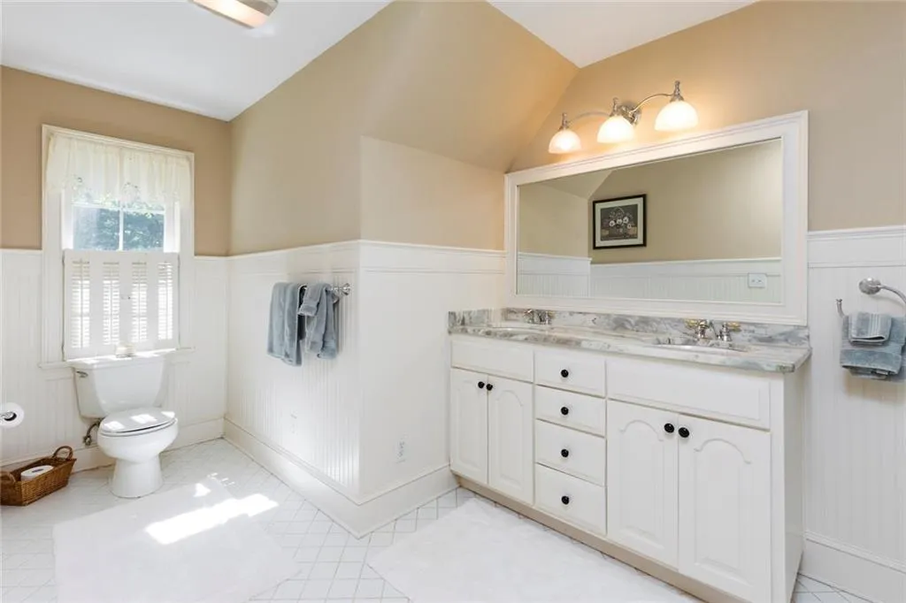 4770 Powers Ferry Road, Sandy Springs, Georgia 30327, 5 Bedrooms Bedrooms, ,4 BathroomsBathrooms,Residential,Sold,4770 Powers Ferry Road,5861163