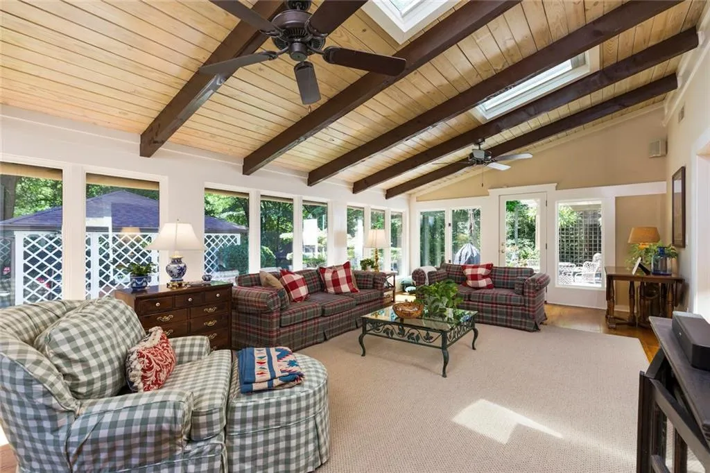 4770 Powers Ferry Road, Sandy Springs, Georgia 30327, 5 Bedrooms Bedrooms, ,4 BathroomsBathrooms,Residential,Sold,4770 Powers Ferry Road,5861163