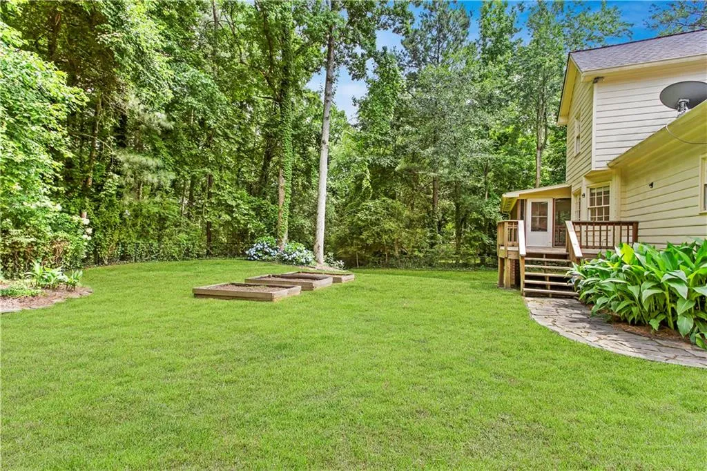 6990 Northgreen Drive, Atlanta, Georgia 30328, 4 Bedrooms Bedrooms, ,3 BathroomsBathrooms,Residential,Sold,6990 Northgreen Drive,6022956