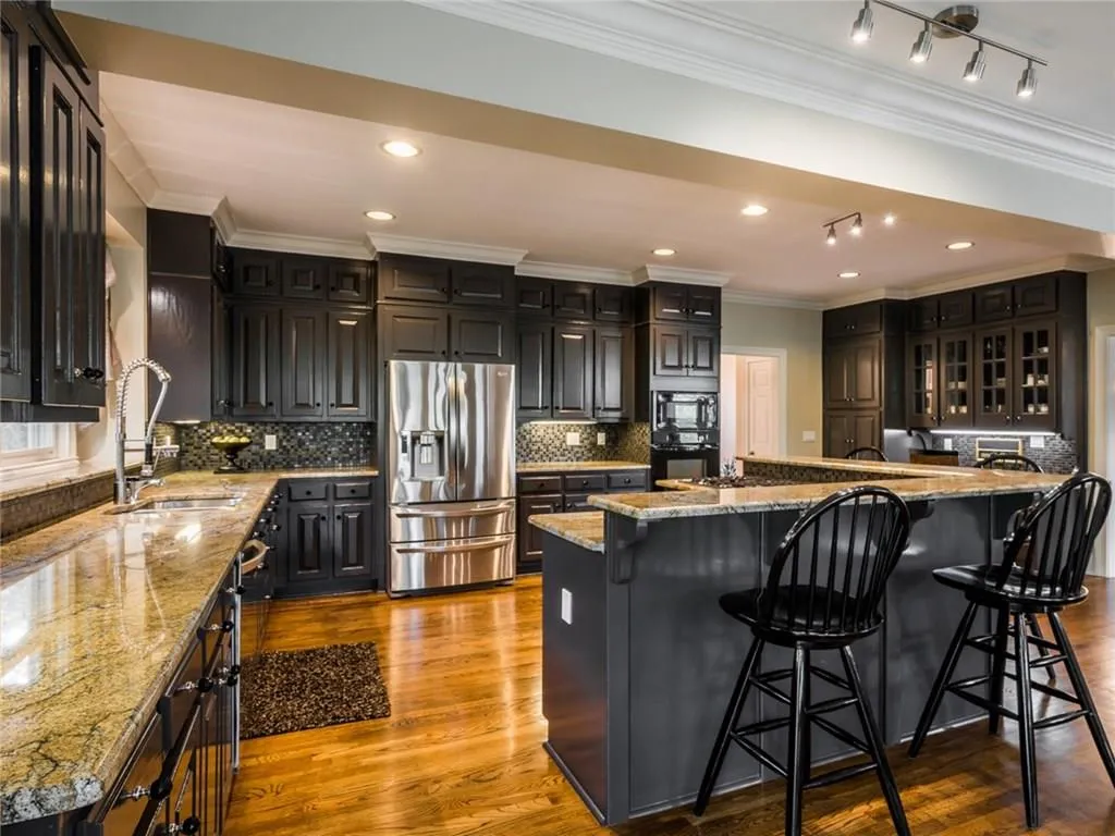265 Gold Creek Court, Sandy Springs, Georgia 30350, 5 Bedrooms Bedrooms, ,4 BathroomsBathrooms,Residential,Sold,265 Gold Creek Court,5677714