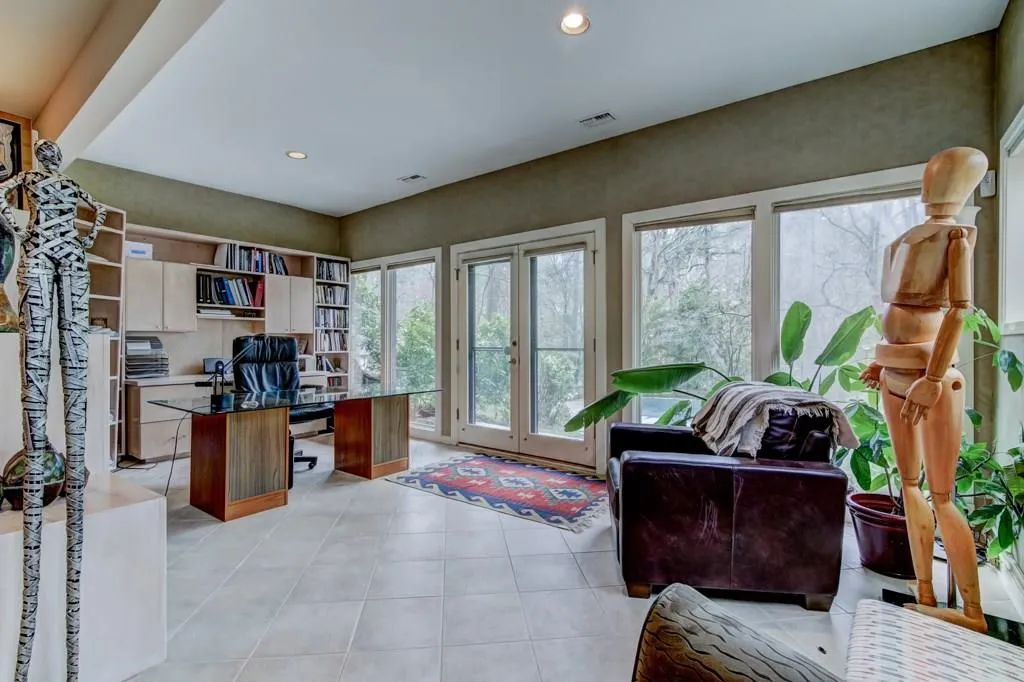 220 River Court Parkway, Sandy Springs, Georgia 30328, 4 Bedrooms Bedrooms, ,5 BathroomsBathrooms,Residential,Sold,220 River Court Parkway,5983628