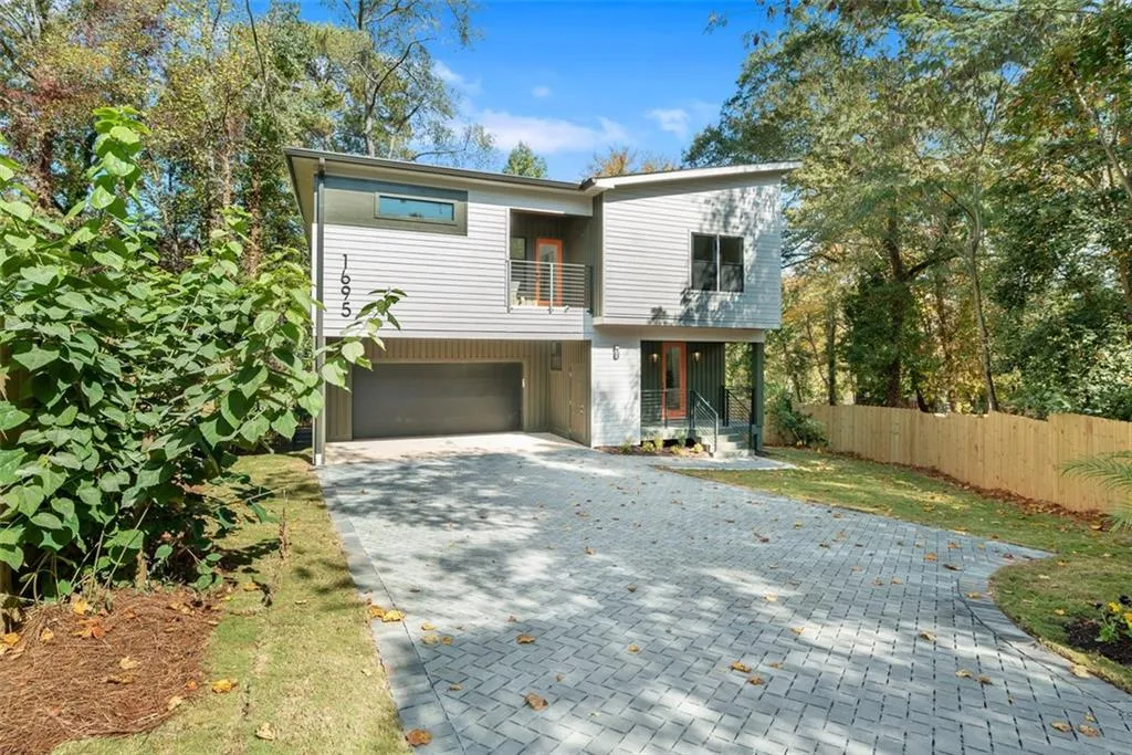 1695 North Avenue Nw, Atlanta, Georgia 30318, 4 Bedrooms Bedrooms, ,3 BathroomsBathrooms,Residential,For Sale,1695 North Avenue Nw,7480294